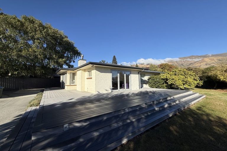 Photo of property in 53 Mcdougall Street, Wanaka, 9305