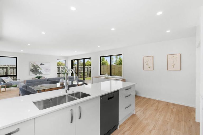 Photo of property in 25b Russell Lilley Drive, Rolleston, 7614