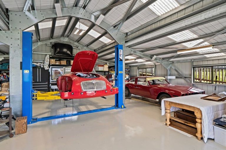 Photo of property in 677 Work Road, Whakamarama, Katikati, 3181