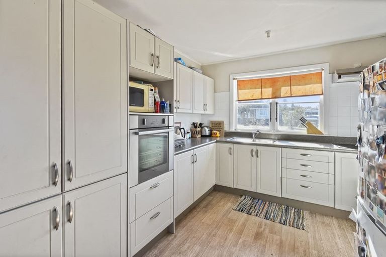 Photo of property in 49 Buller Crescent, Manurewa, Auckland, 2102