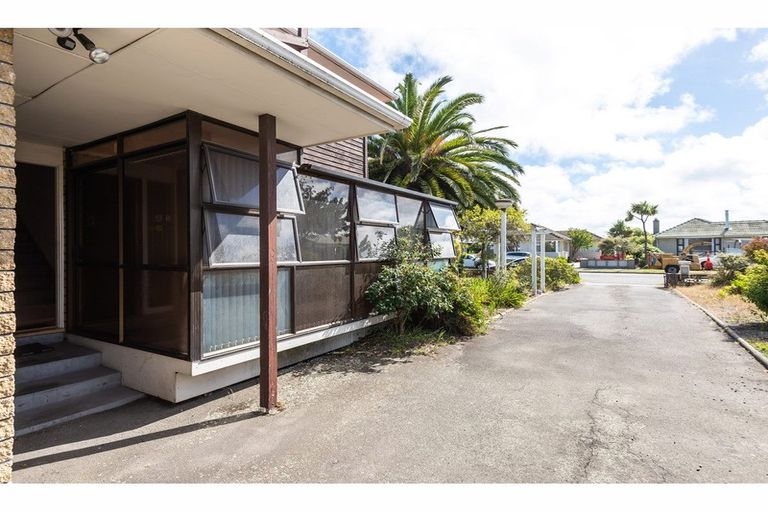 Photo of property in 116 Effingham Street, North New Brighton, Christchurch, 8083