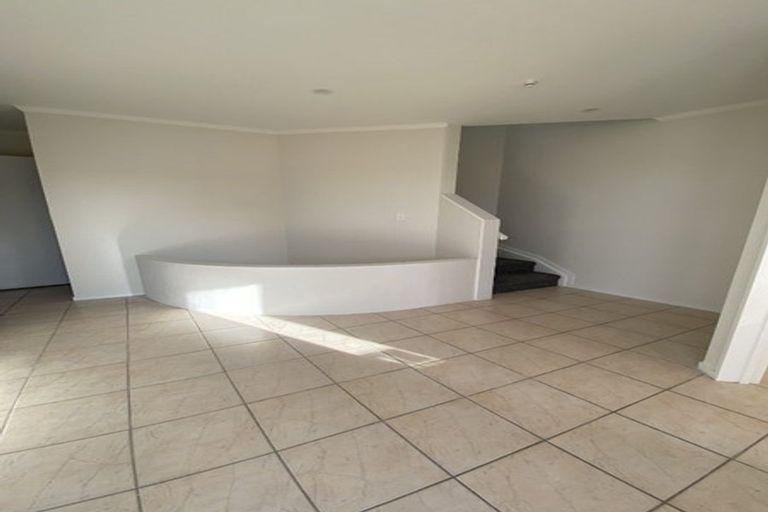 Photo of property in 8 Alice Place, Hillcrest, Auckland, 0627