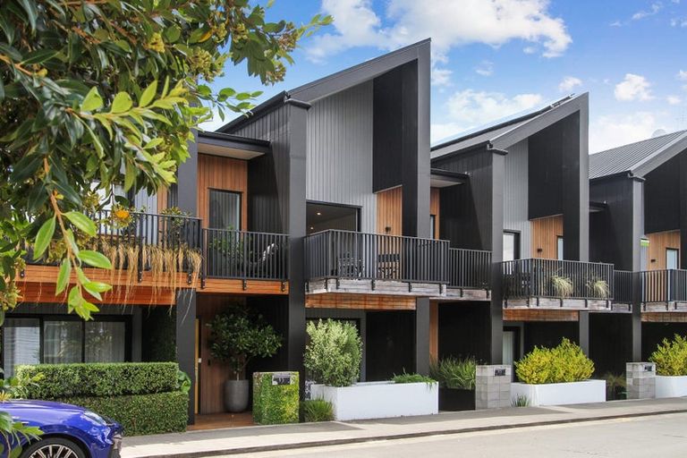 Photo of property in 93 Bomb Point Drive, Hobsonville, Auckland, 0616