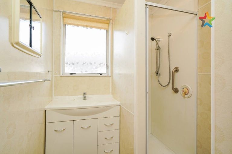 Photo of property in 74 Durham Street, Winton, 9720