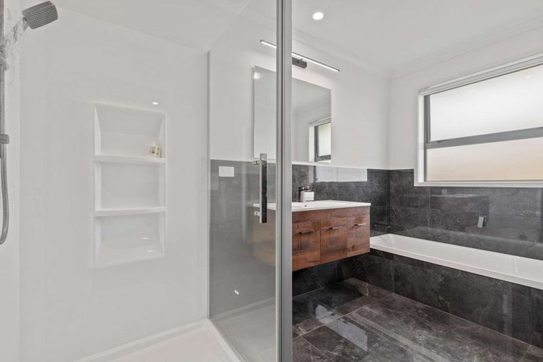 Photo of property in 36 Manawa Road, Papamoa Beach, Papamoa, 3118