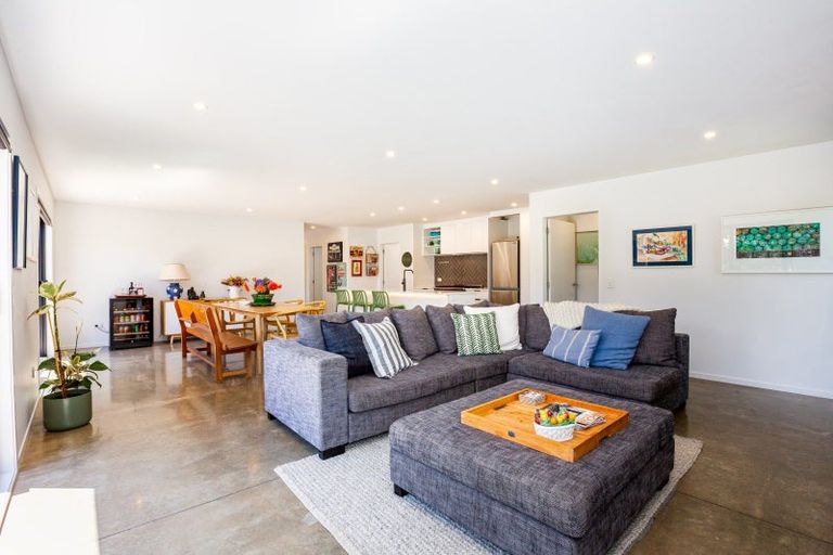 Photo of property in 27 Smithfield Road, Waikanae, 5391