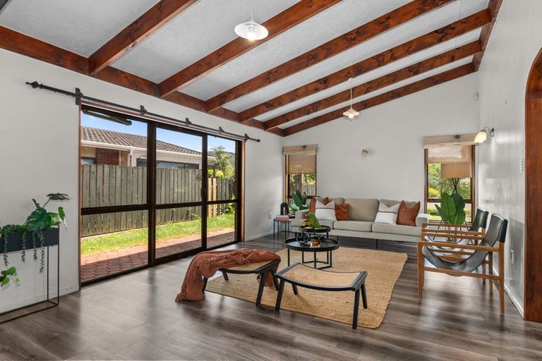 Photo of property in 21 Kotare Crescent, Maunu, Whangarei, 0110