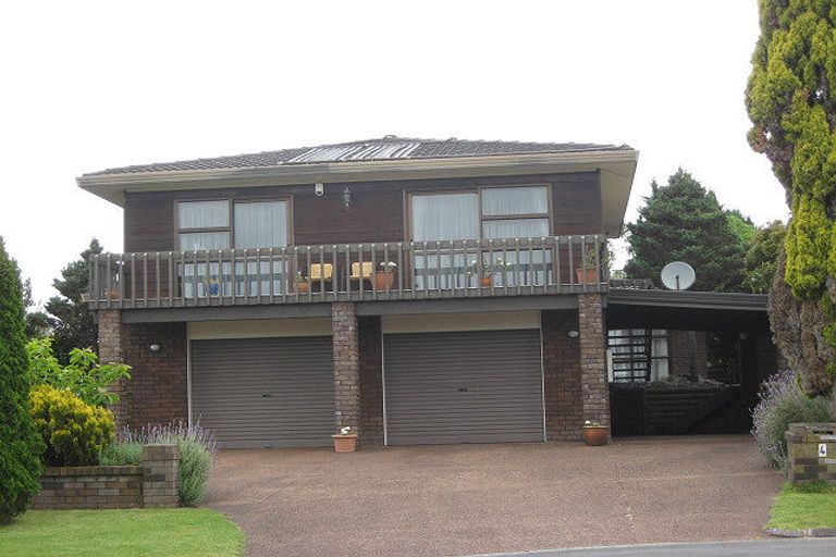 Photo of property in 4 Della Place, Conifer Grove, Takanini, 2112