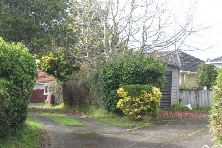 Photo of property in 4 Albertson Place, Manurewa, Auckland, 2102