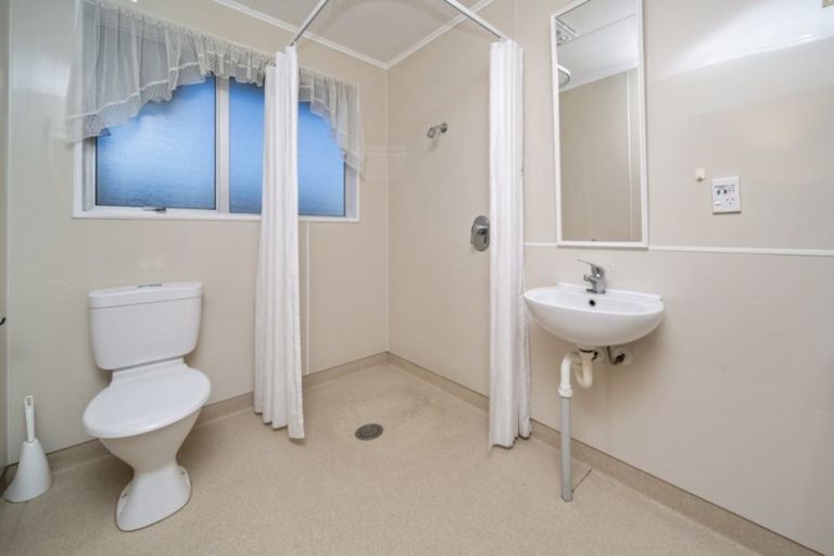 Photo of property in 76 Cressida Avenue, Stratford, 4332