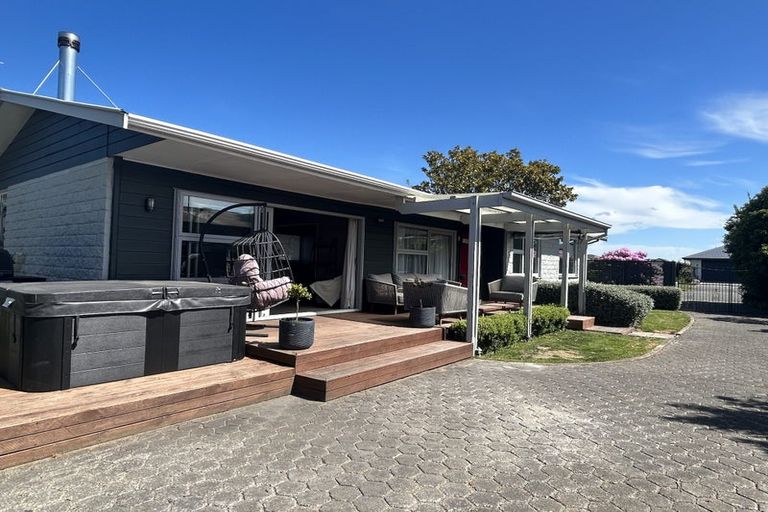 Photo of property in 6 Templetons Road, Hillmorton, Christchurch, 8025