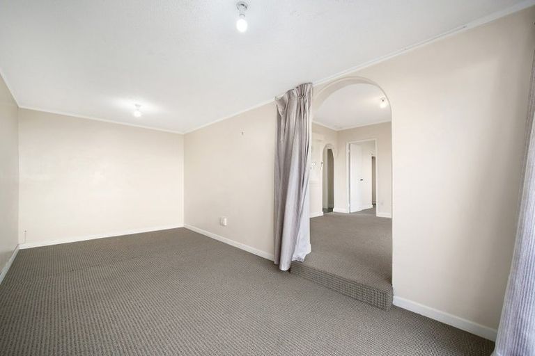 Photo of property in 3/35 Trentham Road, Papakura, 2110