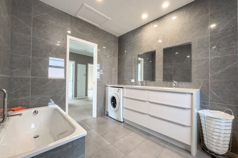 Photo of property in 633 Queen Sh25 Street, Thames, 3500