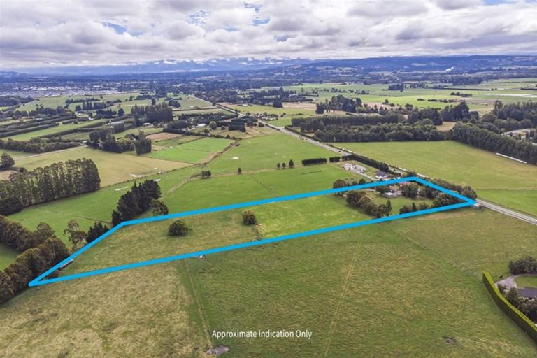 Photo of property in 271 Rangiora Woodend Road, Waikuku, Kaiapoi, 7691