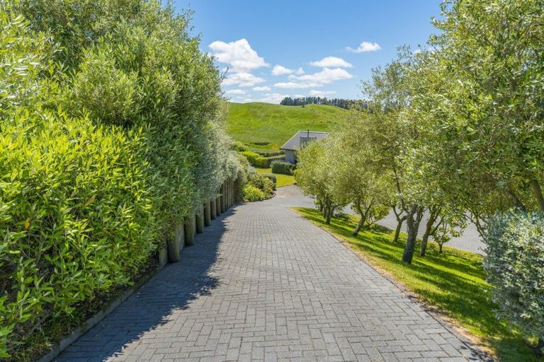 Photo of property in 40 Glenlochy Rise, Acacia Bay, Taupo, 3385