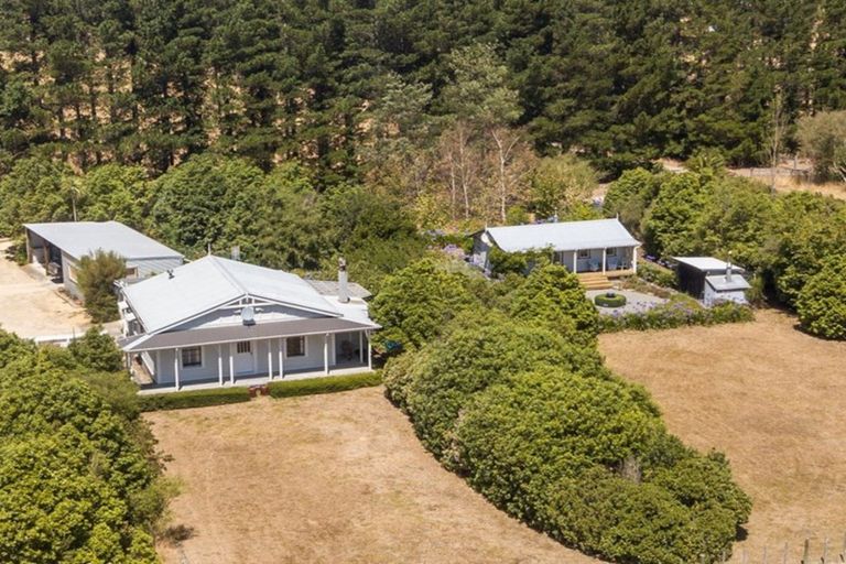 Photo of property in 839 Chester Road, West Taratahi, Carterton, 5791