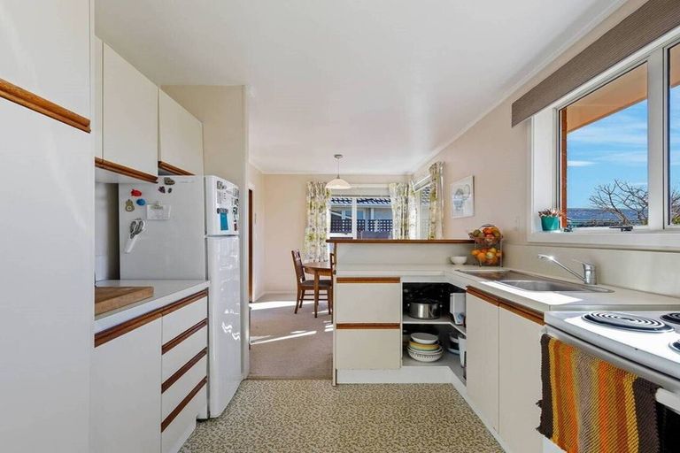 Photo of property in 28 Fern Drive, Halswell, Christchurch, 8025