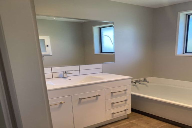 Photo of property in 2/154 Palmers Road, New Brighton, Christchurch, 8083