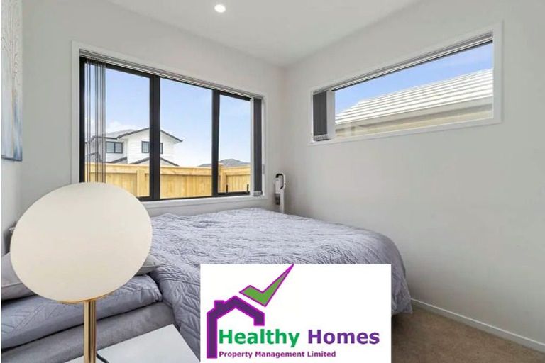 Photo of property in 10 Verdot Close, Kumeu, 0810