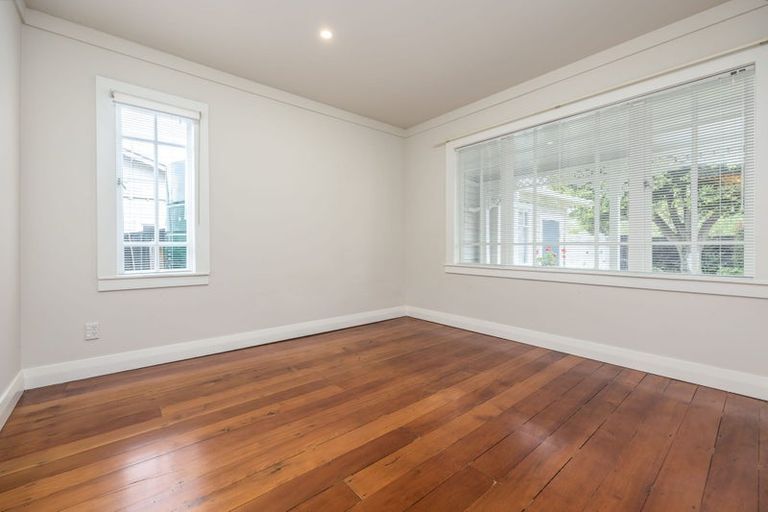 Photo of property in 25a Grand View Road, Remuera, Auckland, 1050