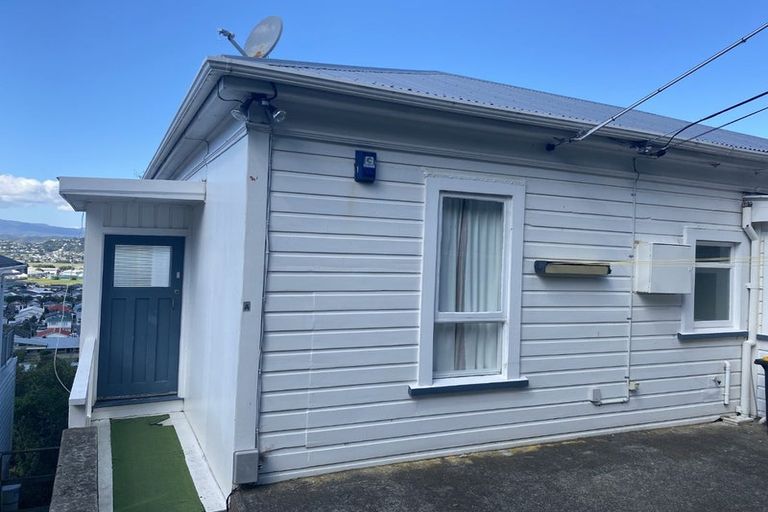 Photo of property in 6 Buckingham Street, Melrose, Wellington, 6023