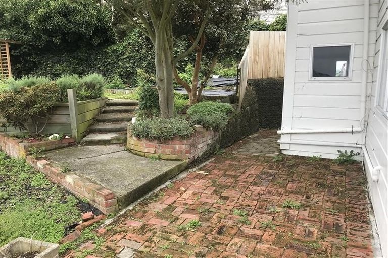 Photo of property in 41 Leckhampton Court, Clyde Hill, Dunedin, 9011