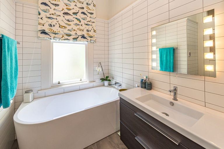 Photo of property in 29 Mount View Road, Bastia Hill, Whanganui, 4500