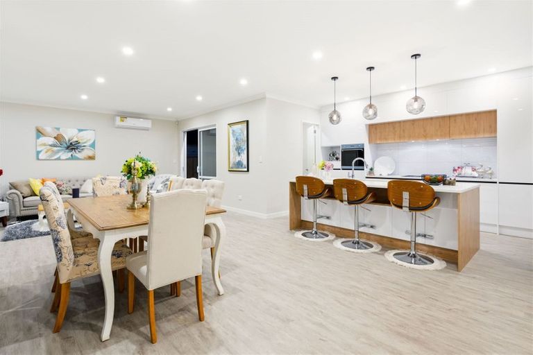 Photo of property in 89 Muriwai Road, Waimauku, 0812