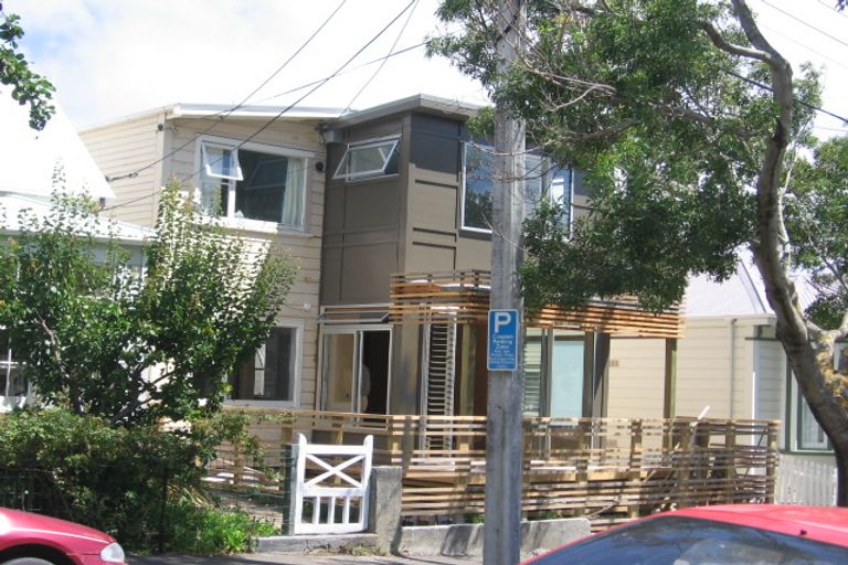 Photo of property in 78 Elizabeth Street, Mount Victoria, Wellington, 6011