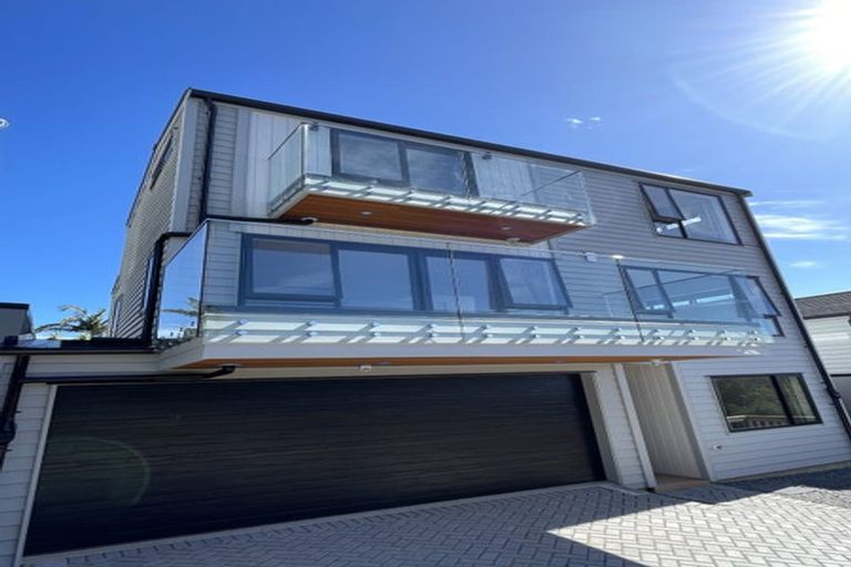 Photo of property in 65b Sunrise Avenue, Murrays Bay, Auckland, 0630