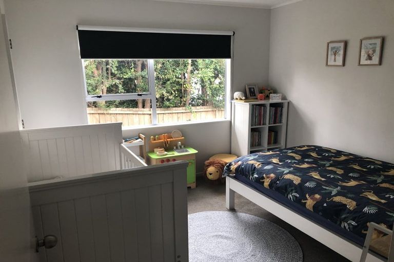 Photo of property in 2/30 Norwood Road, Bayswater, Auckland, 0622