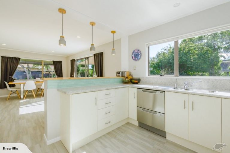 Photo of property in 67 Belvedere Avenue, Waikanae, 5036