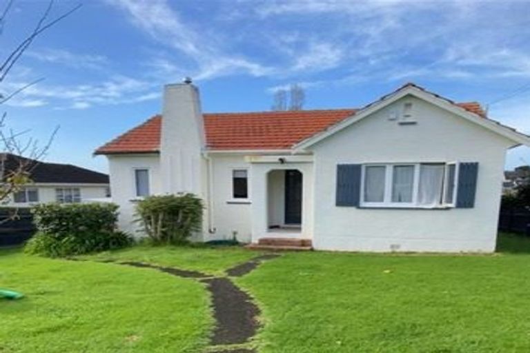 Photo of property in 1/72 Nile Road, Milford, Auckland, 0620