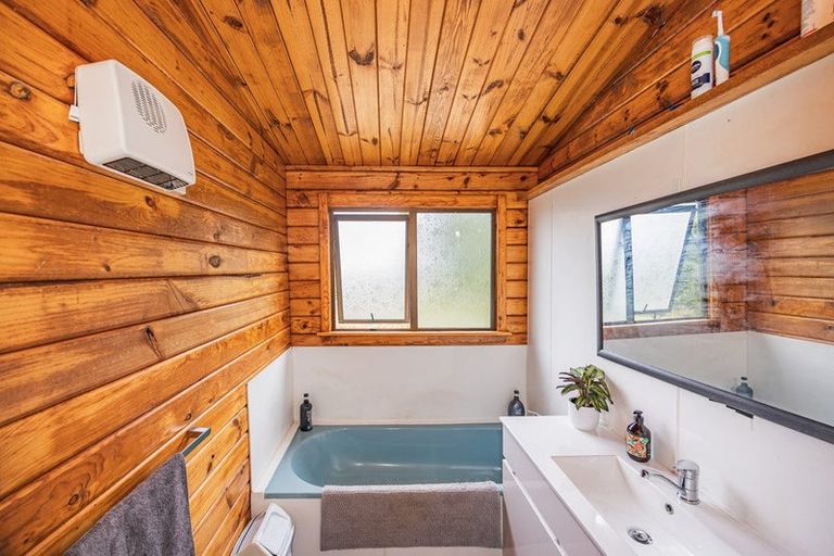 Photo of property in 258 Homestead Road, Weston, Oamaru, 9491