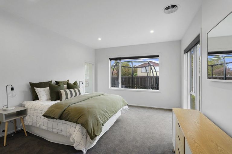 Photo of property in 16 O'halloran Drive, Halswell, Christchurch, 8025