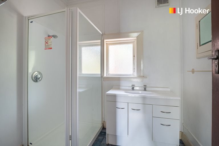 Photo of property in 44 Moana Crescent, Musselburgh, Dunedin, 9013