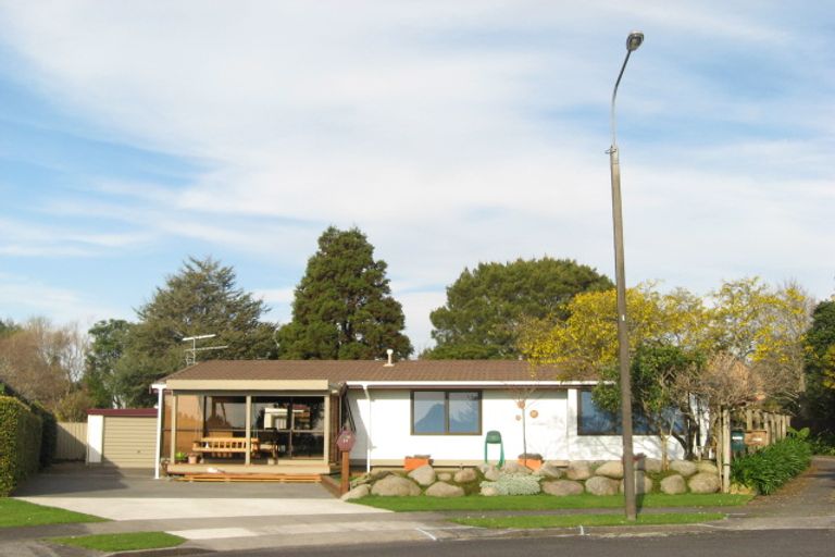 Photo of property in 13b Argyle Place, Highlands Park, New Plymouth, 4312