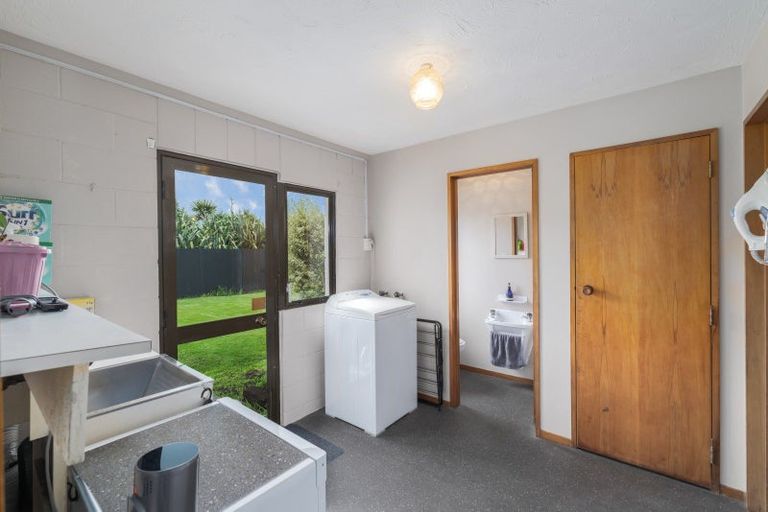 Photo of property in 8 Langham Place, Redwood, Christchurch, 8051