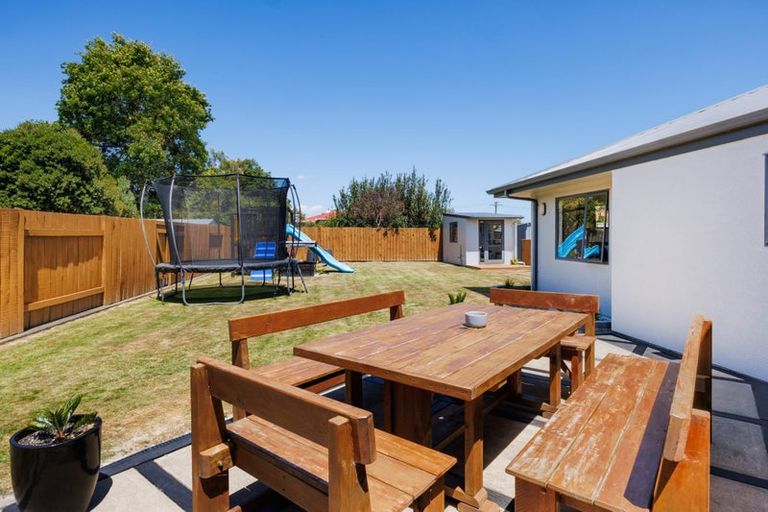 Photo of property in 110 Peter Hall Drive, Kelvin Grove, Palmerston North, 4414