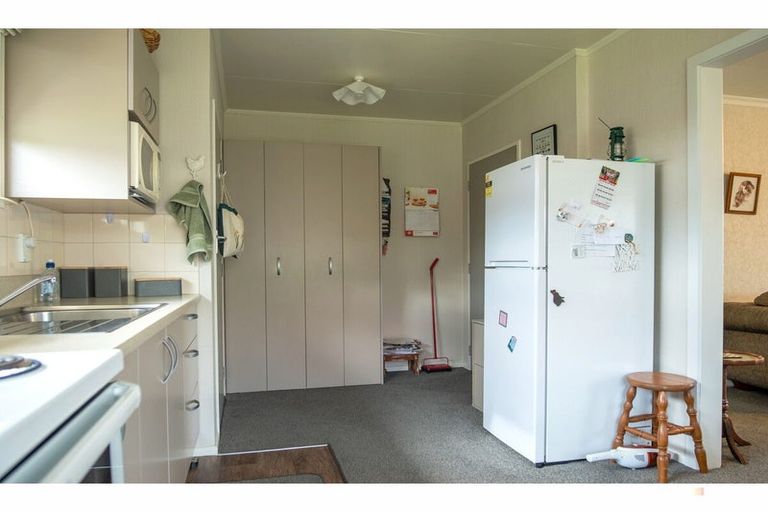 Photo of property in 150 High Street, Waimate, 7924