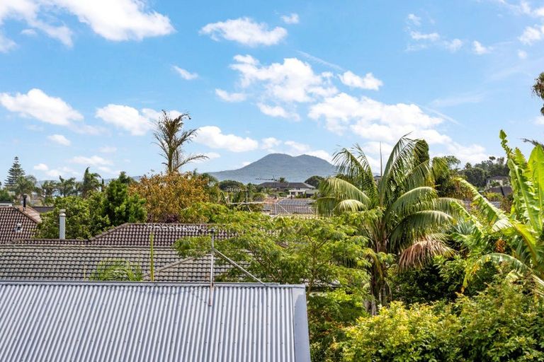 Photo of property in 3/64 Hattaway Avenue, Bucklands Beach, Auckland, 2012