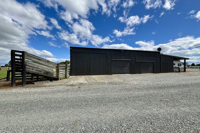 Photo of property in 64 Lochiel Bridge Road, Lochiel, Winton, 9781