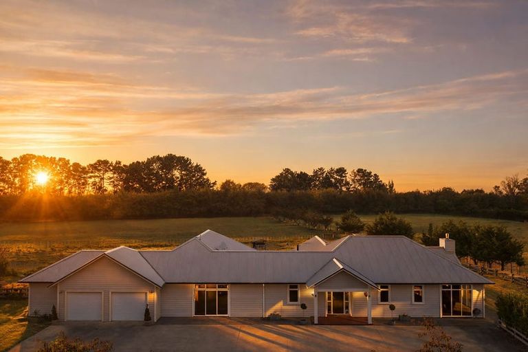 Photo of property in 240a Blueskin Road, Brunswick, Whanganui, 4571