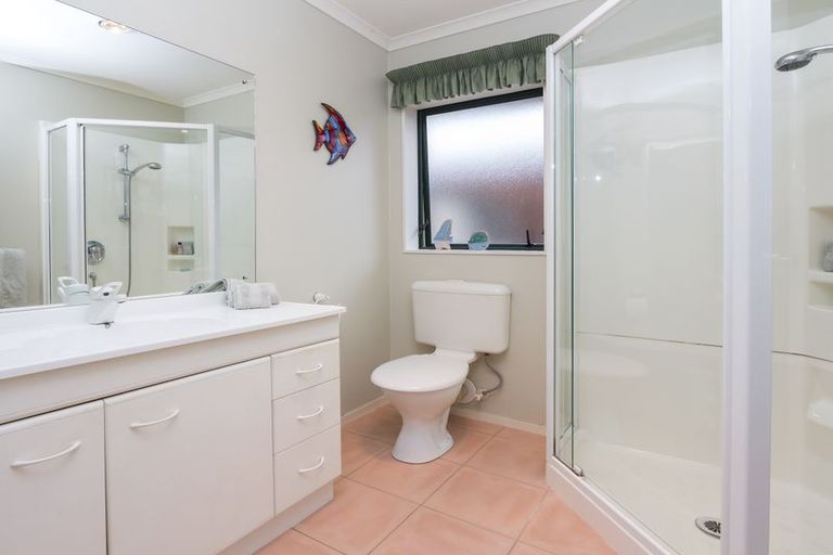 Photo of property in 30 Limerick Place, Dannemora, Auckland, 2016