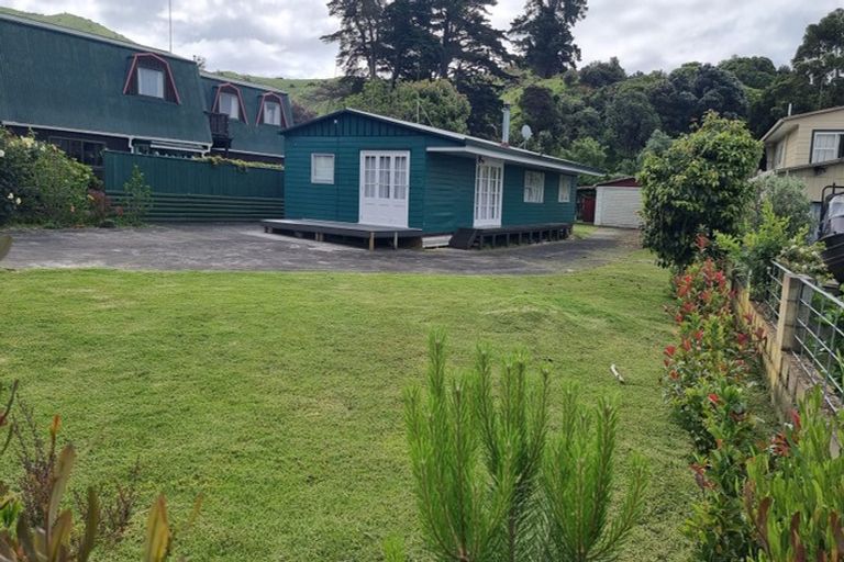 Photo of property in 7 Turei Road, Kawakawa Bay, Papakura, 2585