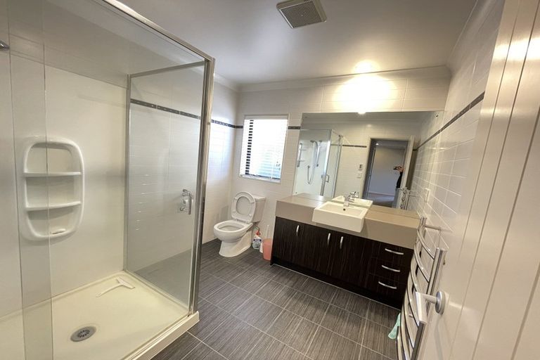 Photo of property in 9 Wye Oak Drive, Schnapper Rock, Auckland, 0632