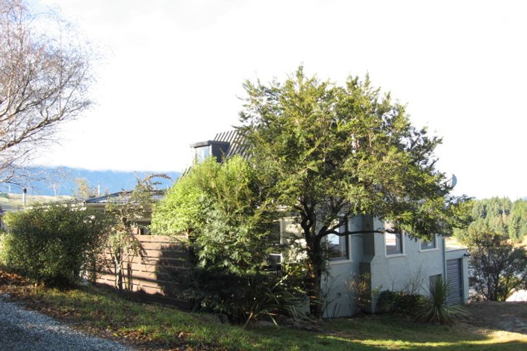 Photo of property in 103 Frankton Road, Queenstown, 9300