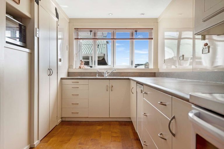 Photo of property in 9 Pacific Street, Waiuku, 2123