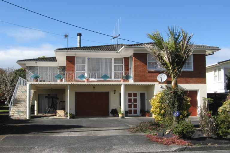 Photo of property in 24 Tuhangi Street, Te Kamo, Whangarei, 0112
