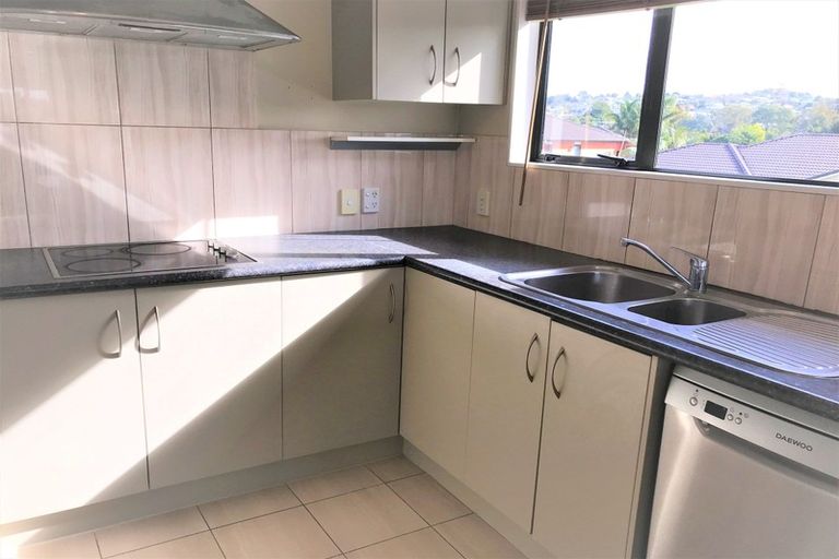 Photo of property in 48a Cartmel Avenue, Massey, Auckland, 0614